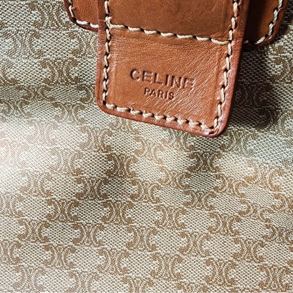 Celine Macadam Triomphe Travel bag/duffle EUC
C.O.A. included - Picture 6 of 15